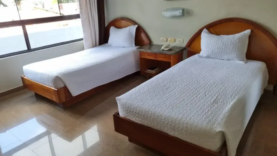 Hotel Emperador Suites Valencia