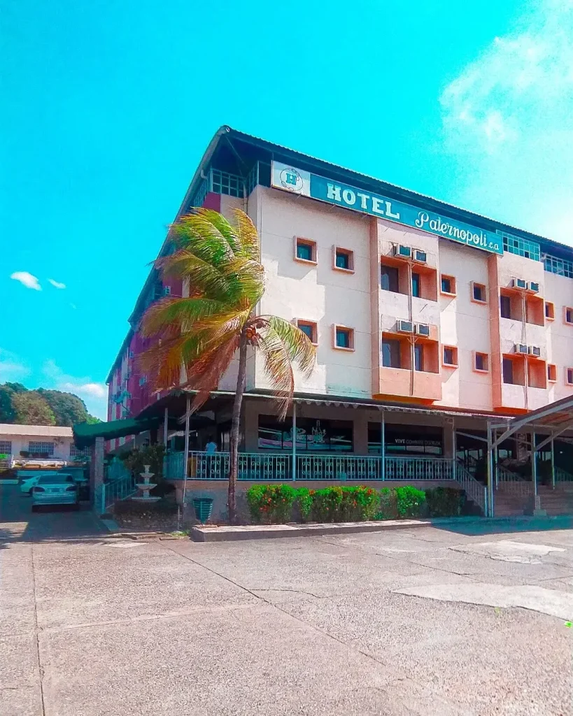 Hotel Paternopoli