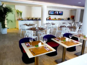 Agua Dorada Beach Hotel