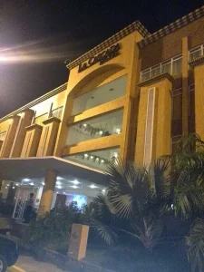 La Cascada Hotel