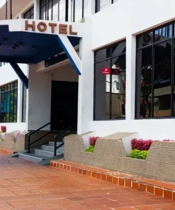 Hotel Luciano Junior