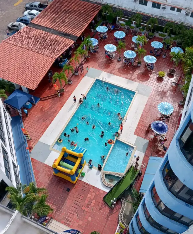 Hotel Luciano Junior
