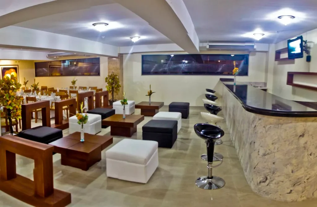 Hotel Pirineos