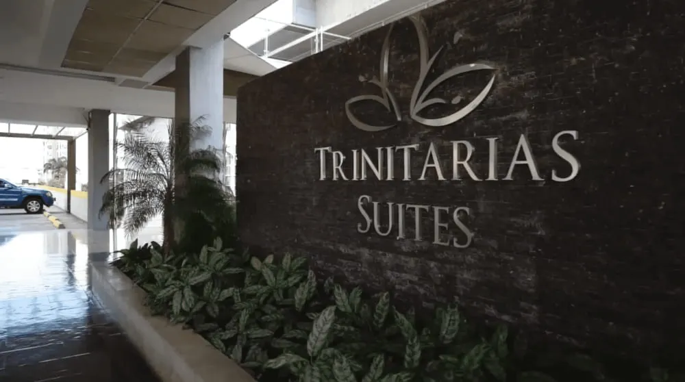 Hotel Trinitarias Suites